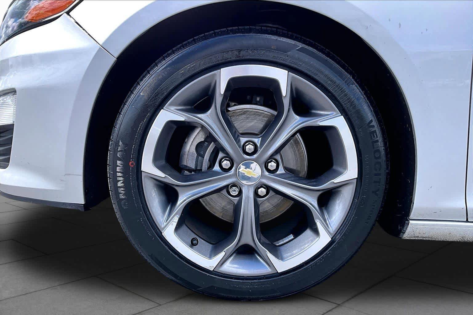 Used 2021 Chevrolet Malibu LT FWD image 10