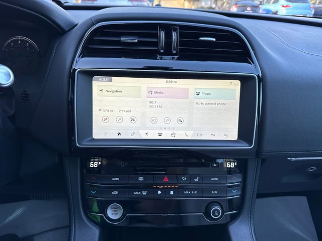 Used 2017 Jaguar F-PACE First Edition image 15