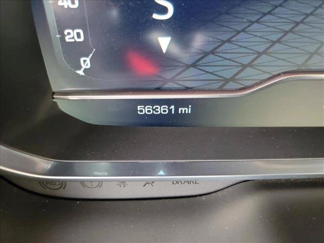 Used 2022 GMC Yukon XL SLT w/ SLT Premium Package AWD/4WD image 19