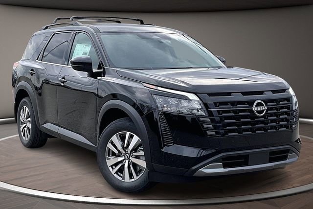 New 2026 Nissan Pathfinder SL AWD/4WD image 2
