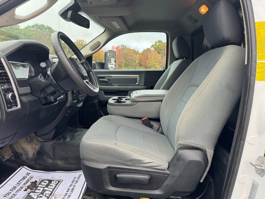 Used 2018 RAM 5500 Tradesman w/ Power & Remote Entry Group image 15