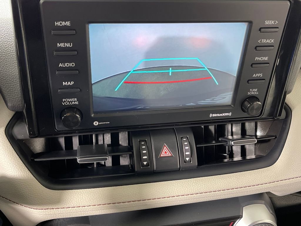 Used 2021 Toyota RAV4 XLE Premium image 21