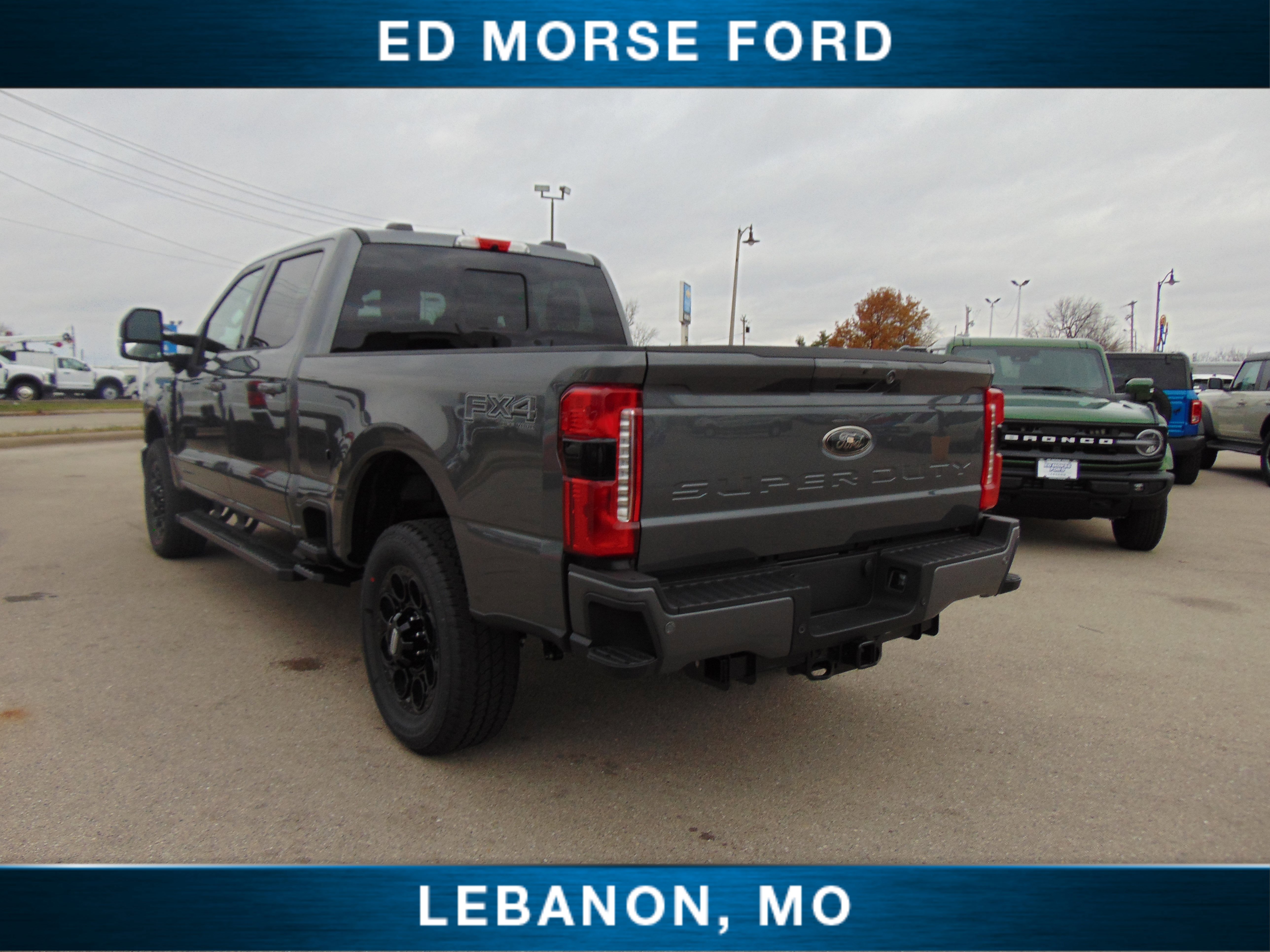 New 2026 Ford F250 Lariat w/ Black Appearance Package image 8