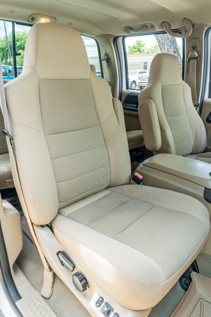 Used 2005 Ford F350 Lariat RWD image 40
