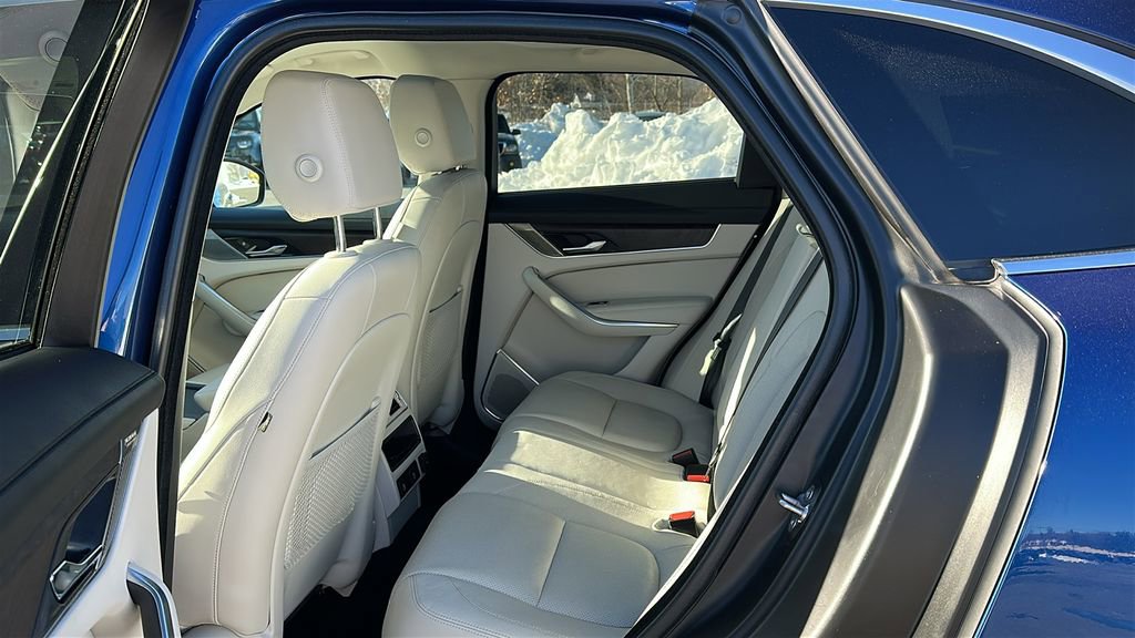 Certified 2022 Jaguar F-PACE S image 21