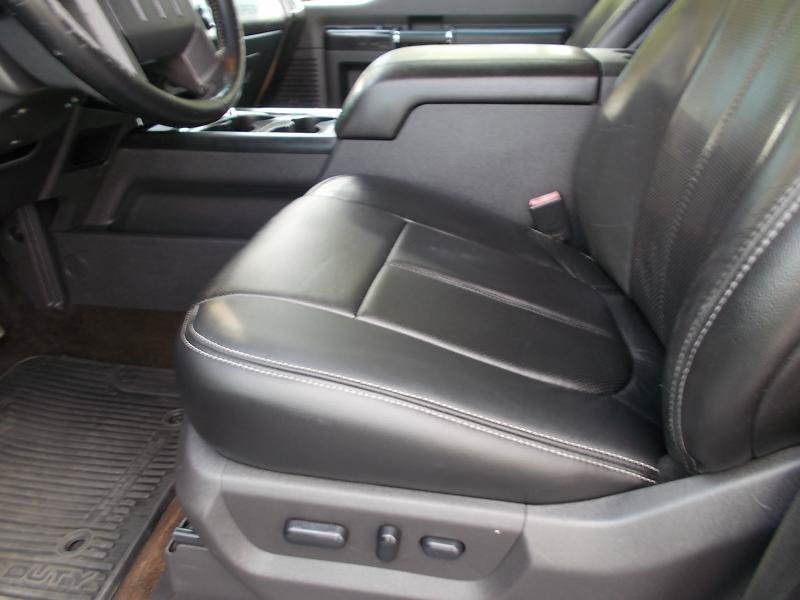Used 2013 Ford F250 Lariat w/ Lariat Ultimate Pkg AWD/4WD image 30