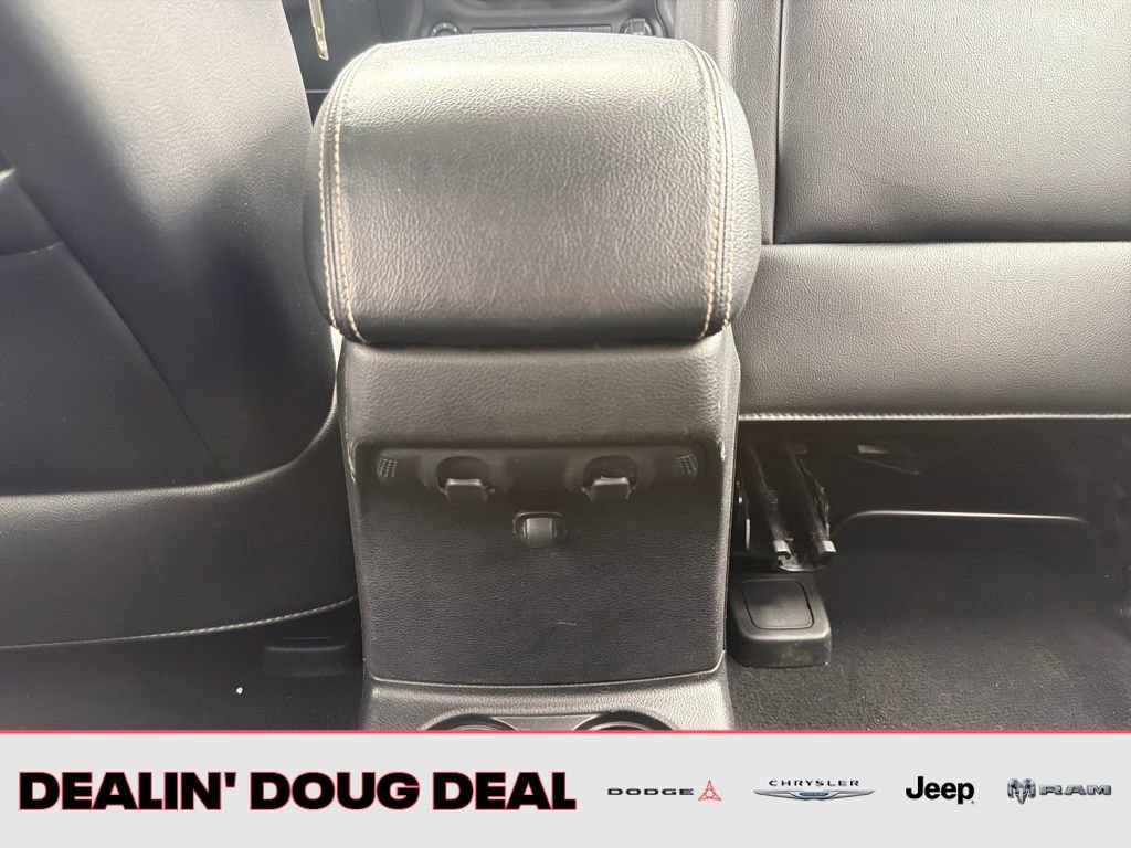 Used 2014 Jeep Wrangler Sahara image 22