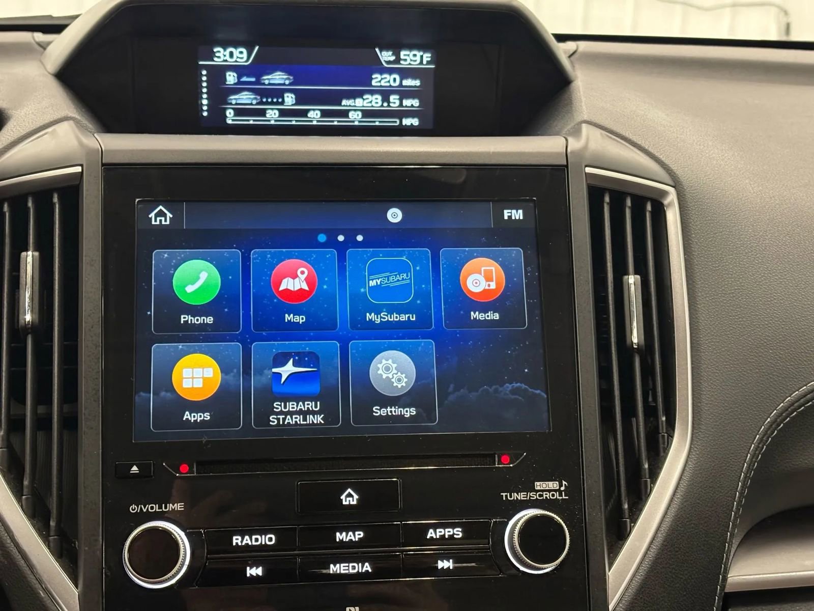 Used 2021 Subaru Impreza 2.0i Limited image 38