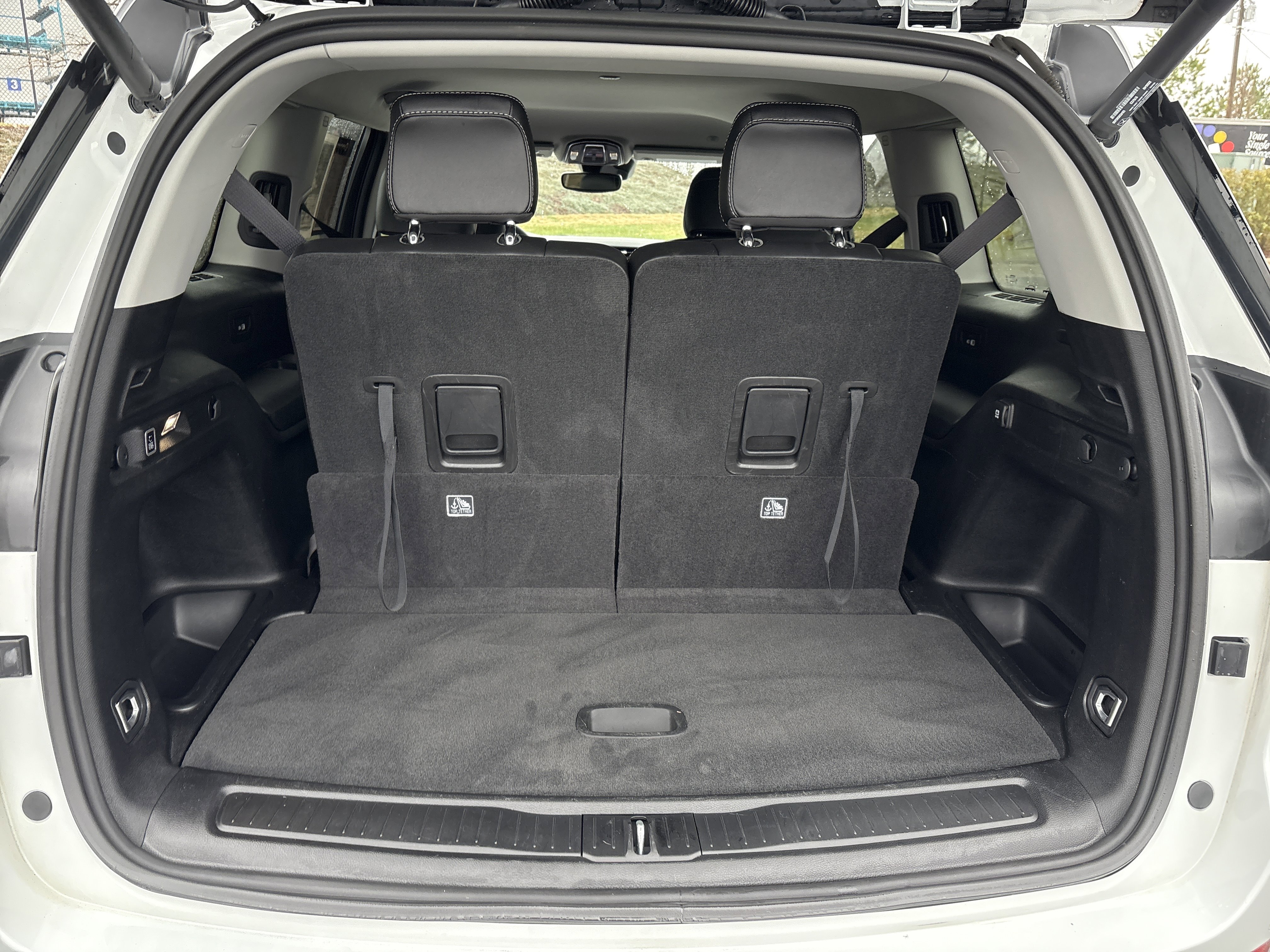 Certified 2023 Jeep Grand Cherokee L Limited image 35