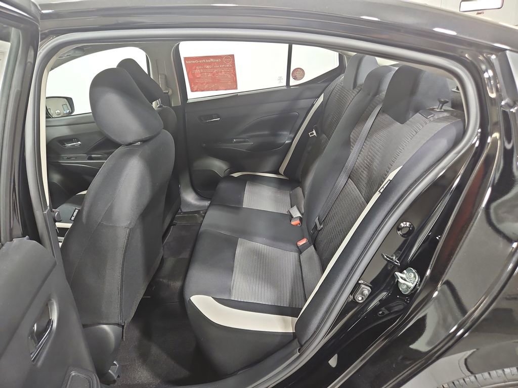 Used 2022 Nissan Versa SV w/ Trunk Package image 24