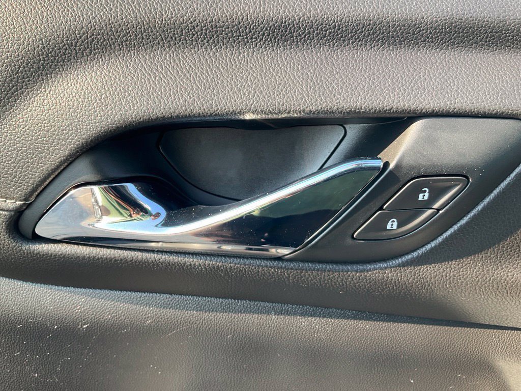 Used 2019 GMC Acadia SLT FWD image 30
