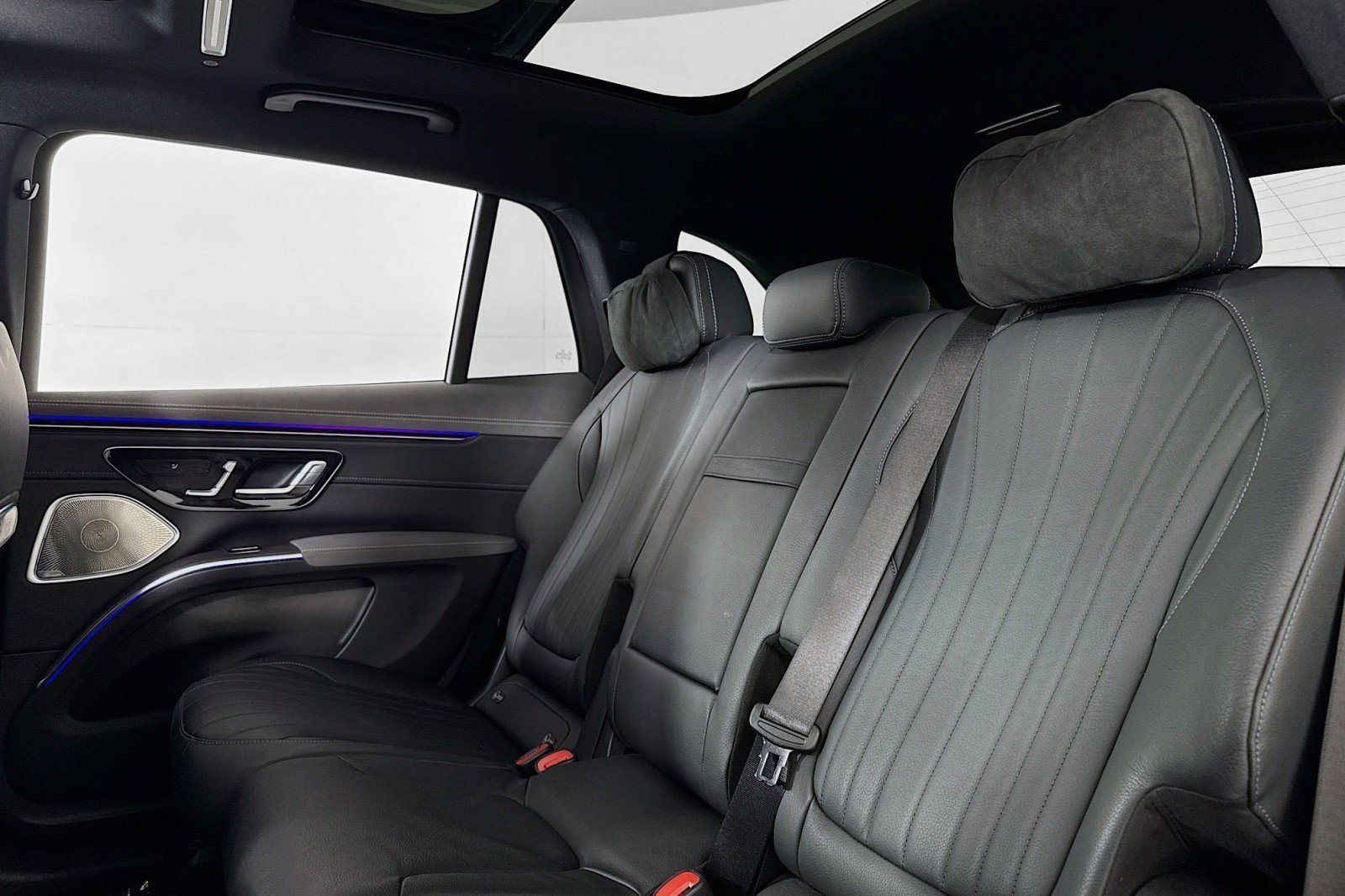 Certified 2025 Mercedes-Benz EQS 450+ 4MATIC SUV image 9