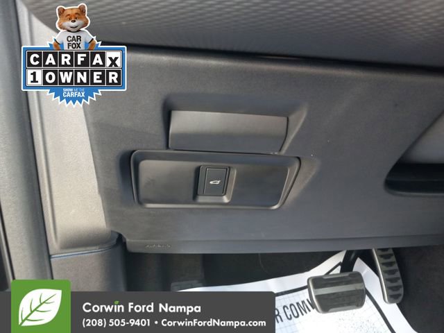 Used 2024 Land Rover Discovery Sport Dynamic SE AWD/4WD image 13