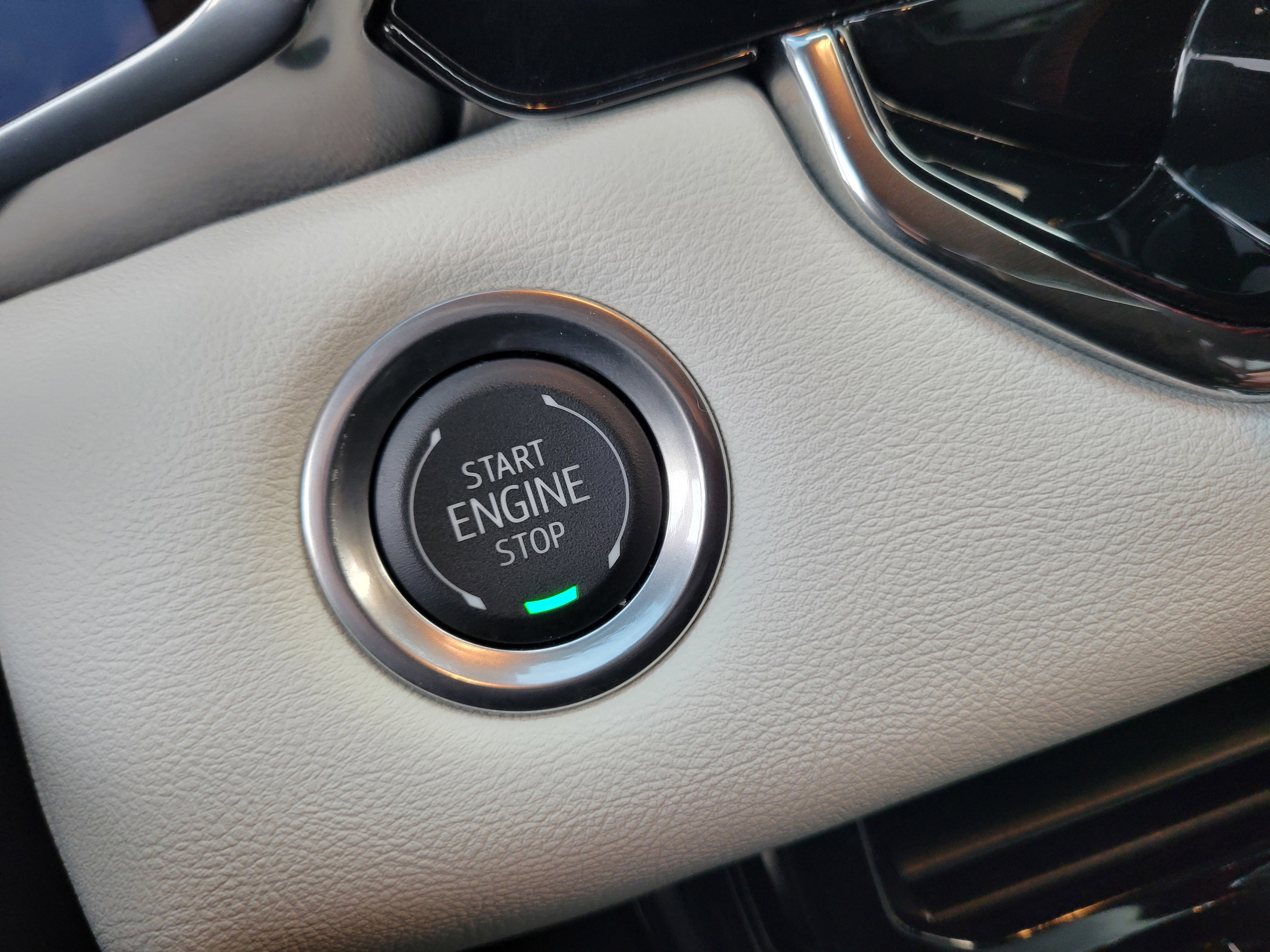 Certified 2024 GMC Canyon AT4X image 23