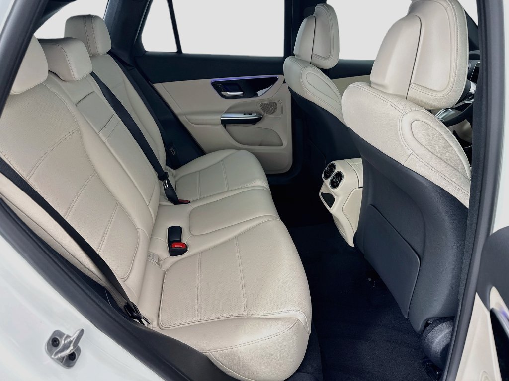 Certified 2026 Mercedes-Benz GLC 300 image 20