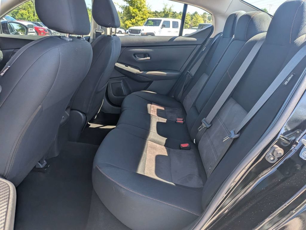 Used 2022 Nissan Sentra SR w/ Midnight Edition FWD image 12