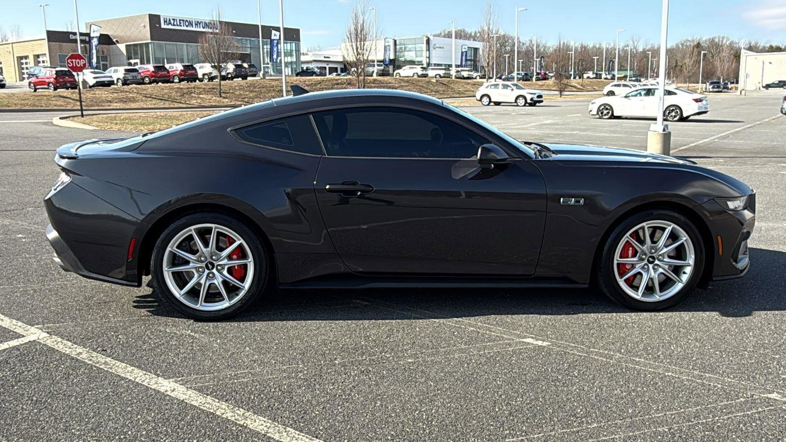 Used 2024 Ford Mustang GT Premium image 4