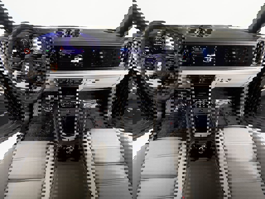 New 2025 Porsche Cayenne S image 19