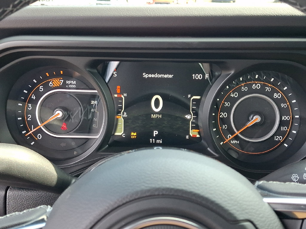New 2027 Jeep Wrangler Unlimited Sahara AWD/4WD image 18