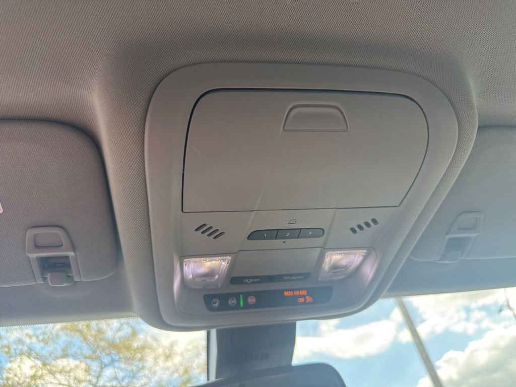 Used 2020 GMC Terrain SLT w/ Preferred Package image 40