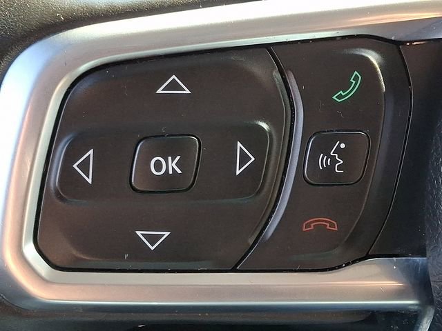 Used 2020 Jeep Wrangler Unlimited Sahara image 21