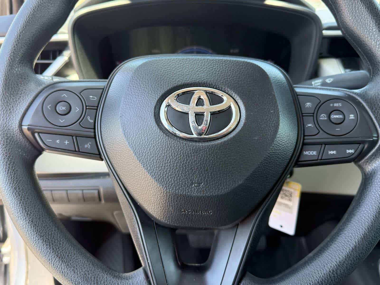 Used 2026 Toyota Corolla LE w/ Carpet Mat Package (TMS) FWD image 18
