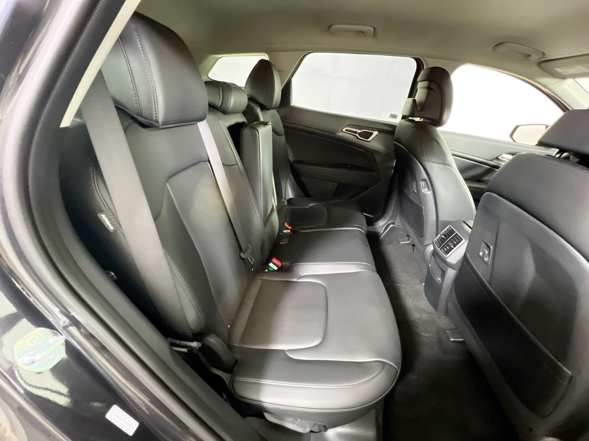Used 2026 Kia Sportage EX FWD image 25