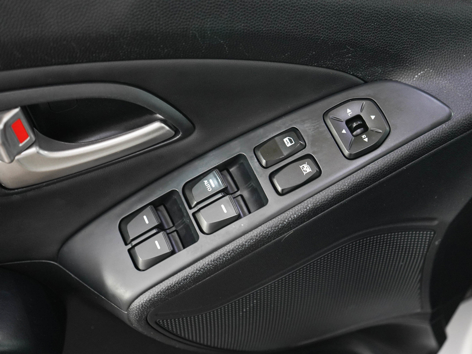 Used 2013 Hyundai Tucson Limited w/ Premium Pkg FWD image 20