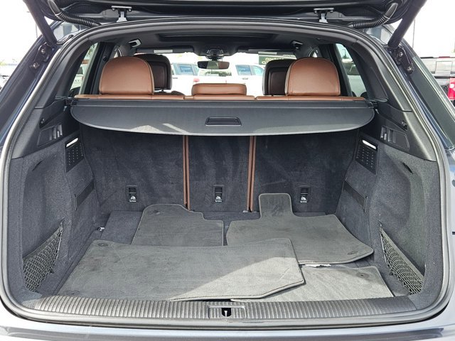 Used 2018 Audi Q5 2.0T Premium Plus w/ Premium Plus Package AWD/4WD image 6