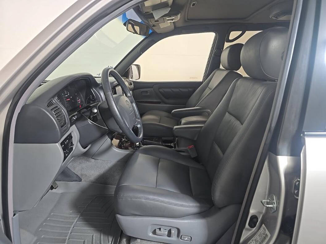 Used 1999 Toyota Land Cruiser AWD/4WD image 7