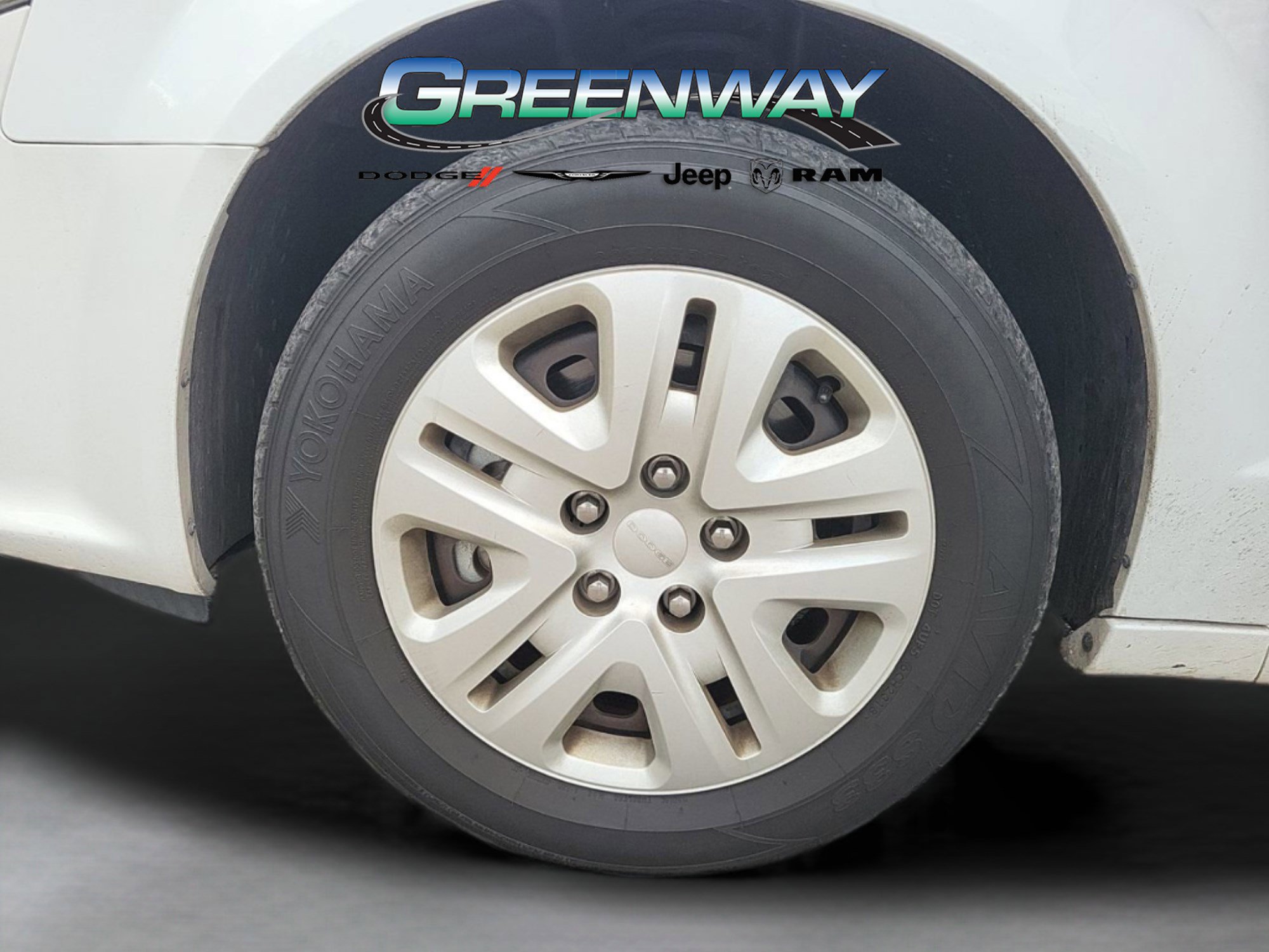 Used 2019 Dodge Grand Caravan SE FWD image 30