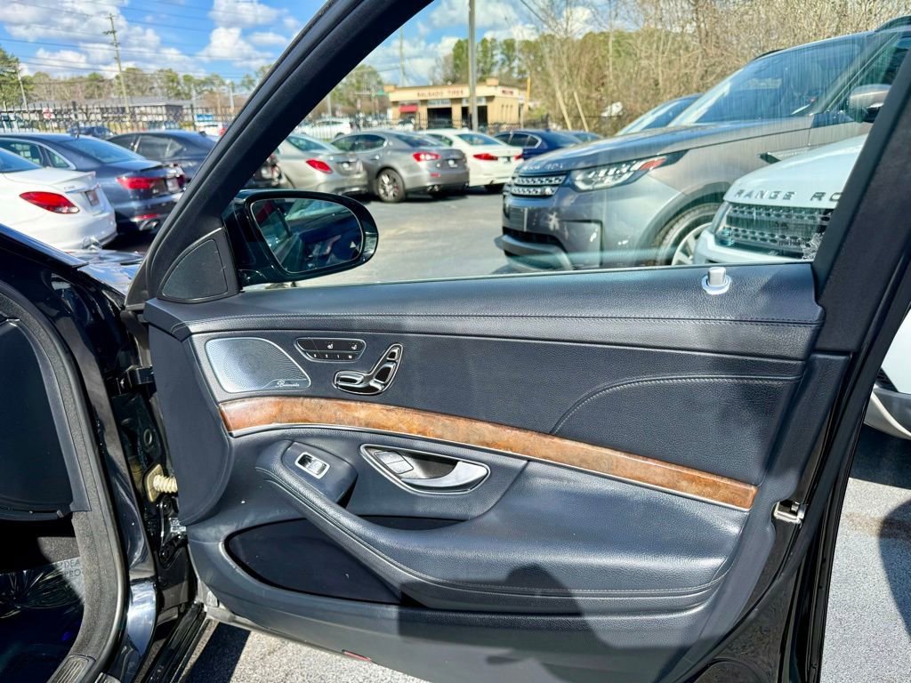 Used 2015 Mercedes-Benz S 550 4MATIC Sedan image 30