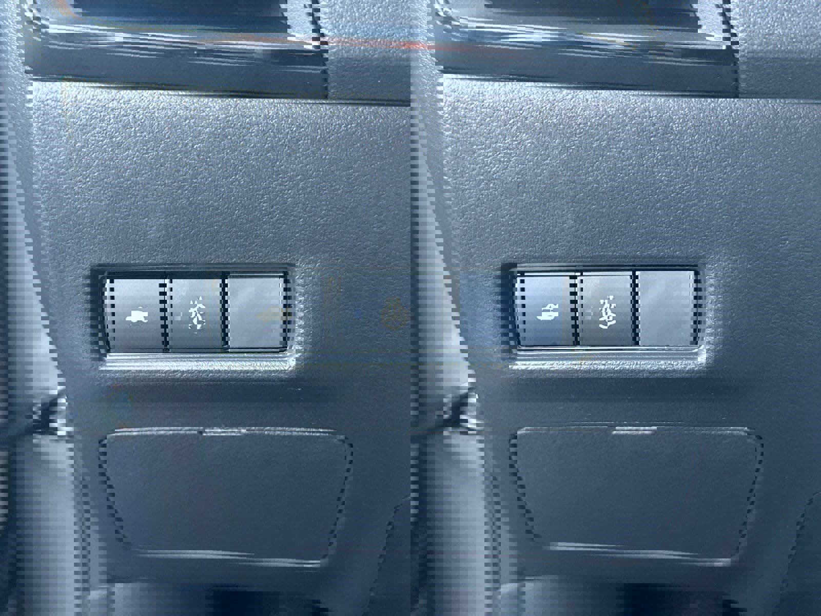 New 2026 Nissan Sentra SV w/ SV Convenience Package image 32