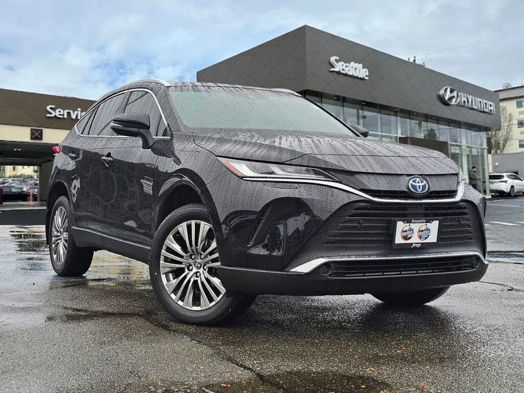 Used 2022 Toyota Venza XLE