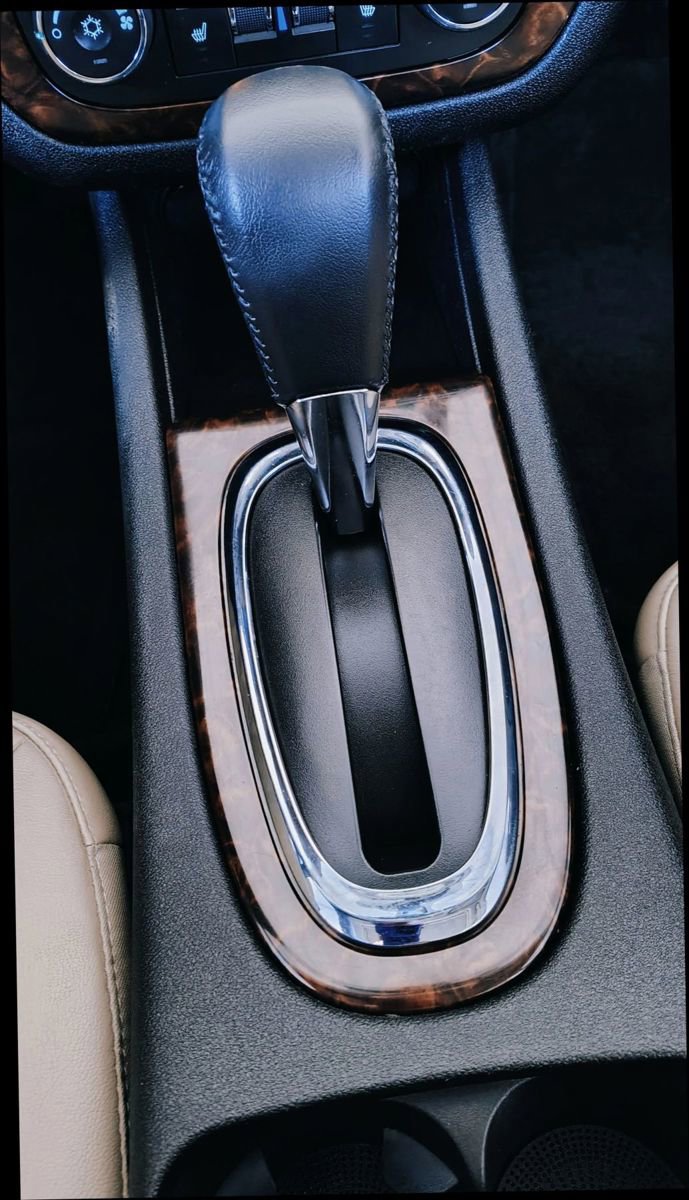 Used 2013 Chevrolet Impala LTZ image 24