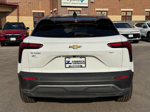New 2025 Chevrolet Blazer EV LT image 4