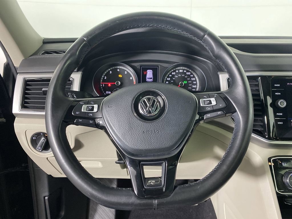 Used 2018 Volkswagen Atlas SEL w/ R-Line Package image 14