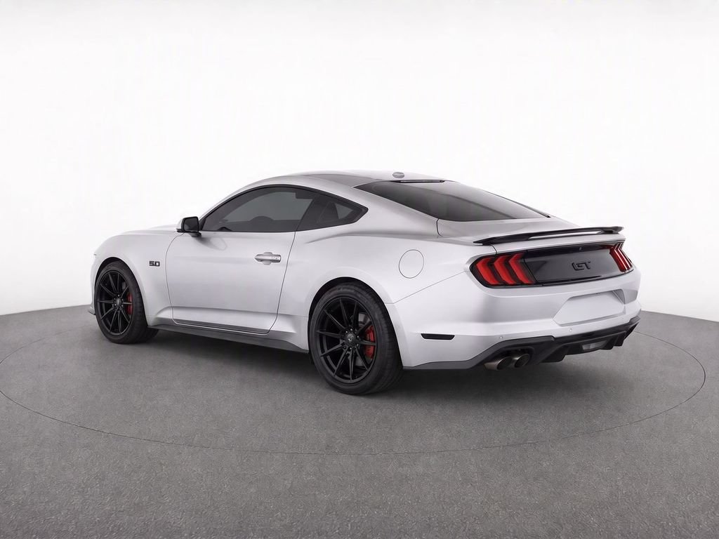 Used 2018 Ford Mustang GT w/ Equipment Group 301A RWD image 4