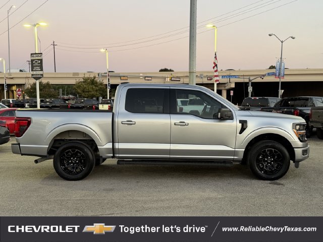 Used 2025 Ford F150 XLT w/ Equipment Group 302A MID RWD image 3