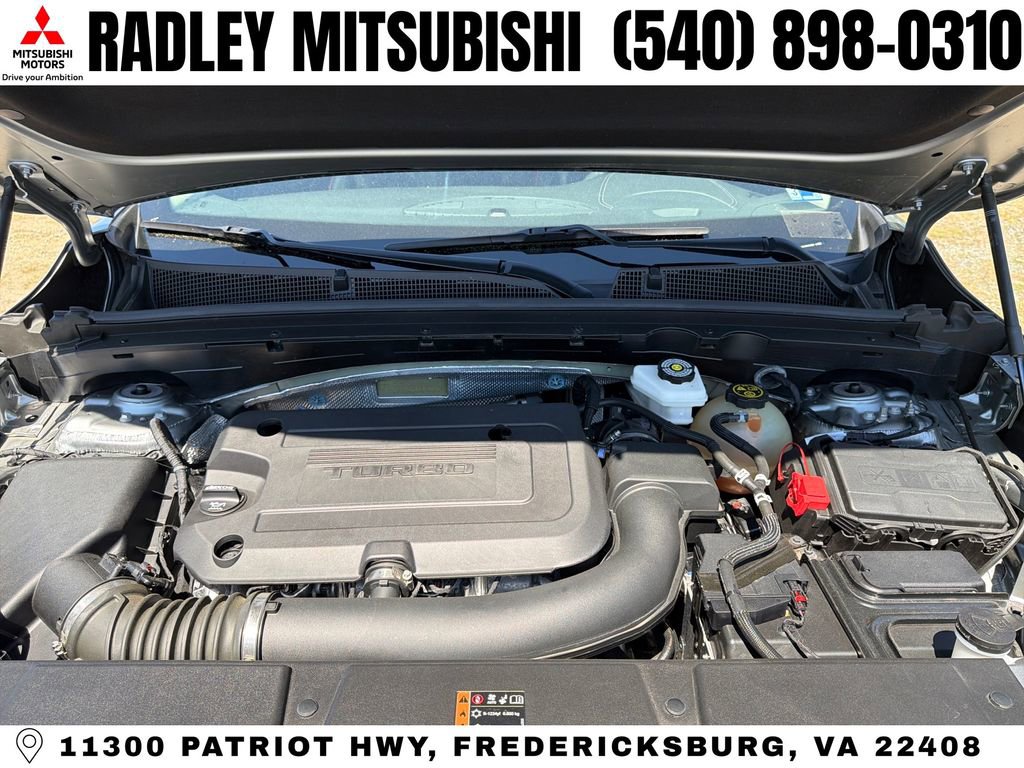Used 2023 Buick Envision Essence w/ Sport Touring Package image 14