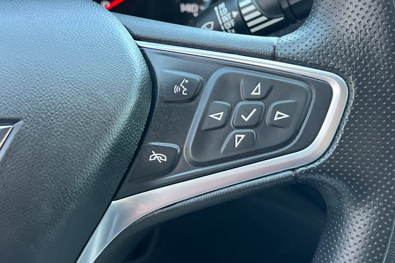 Used 2023 Chevrolet Malibu LT FWD image 29