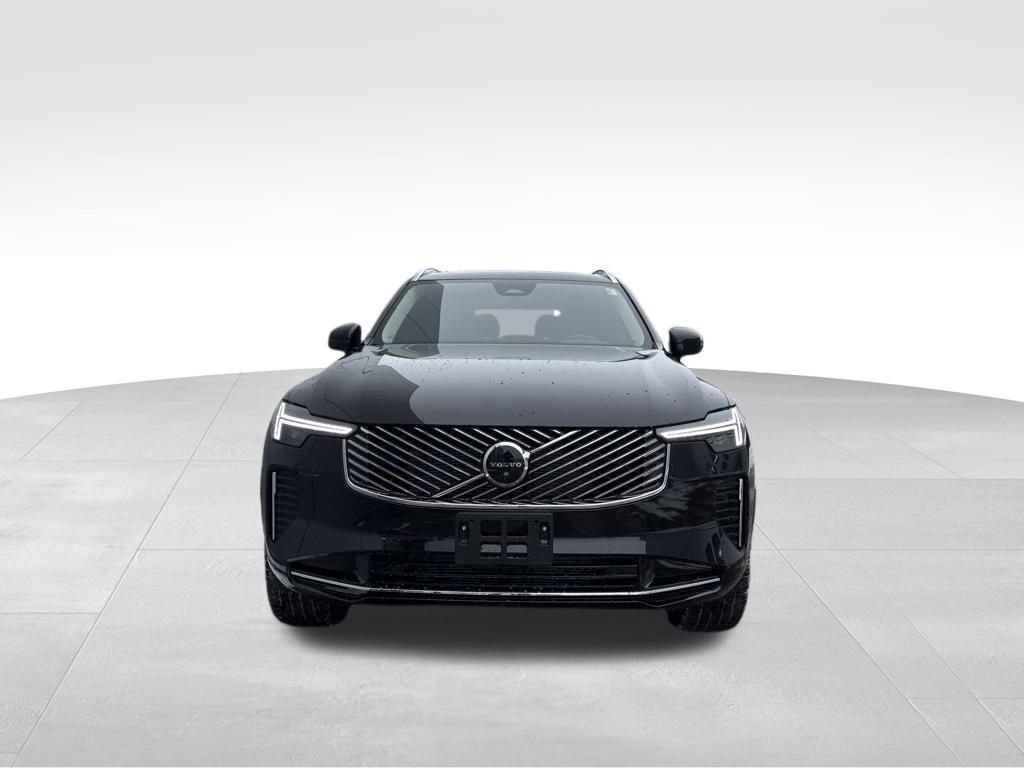 New 2026 Volvo XC90 B6 Plus w/ Protection Package AWD/4WD image 8