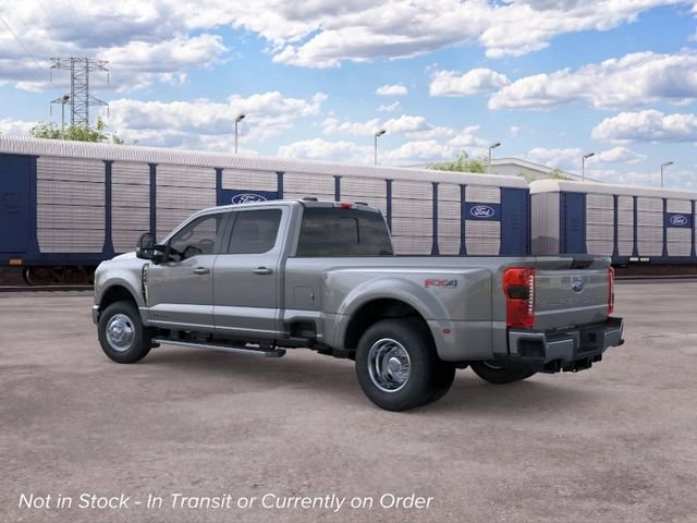 New 2026 Ford F350 4x4 Crew Cab DRW Super Duty image 4