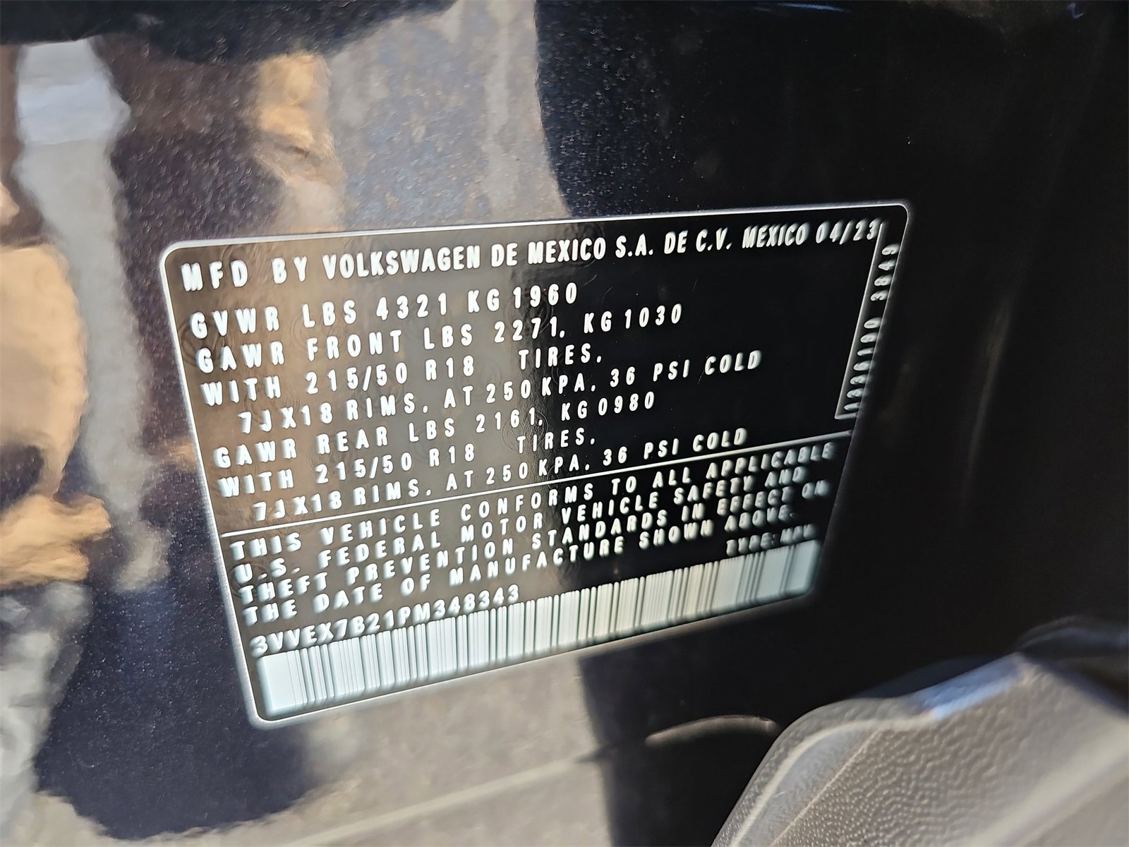 Used 2023 Volkswagen Taos SE w/ Panoramic Sunroof Package image 37