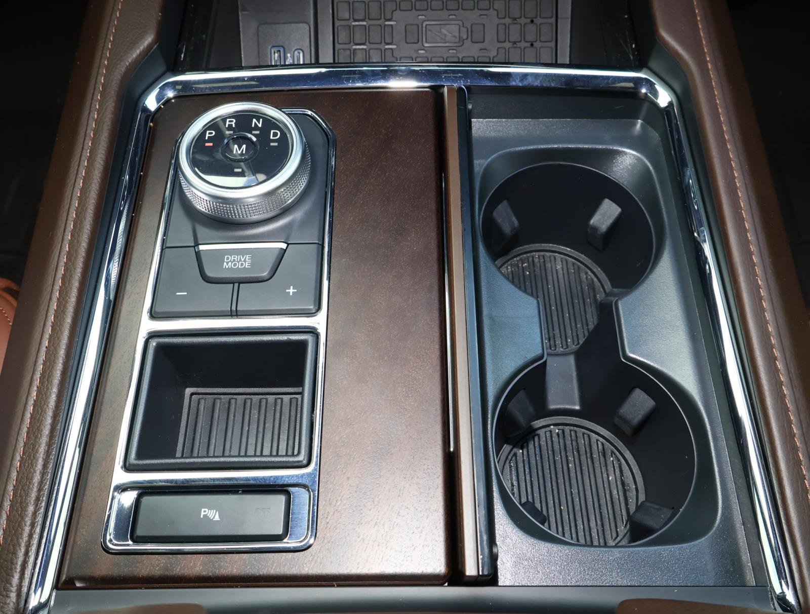 Used 2024 Ford Expedition King Ranch image 32