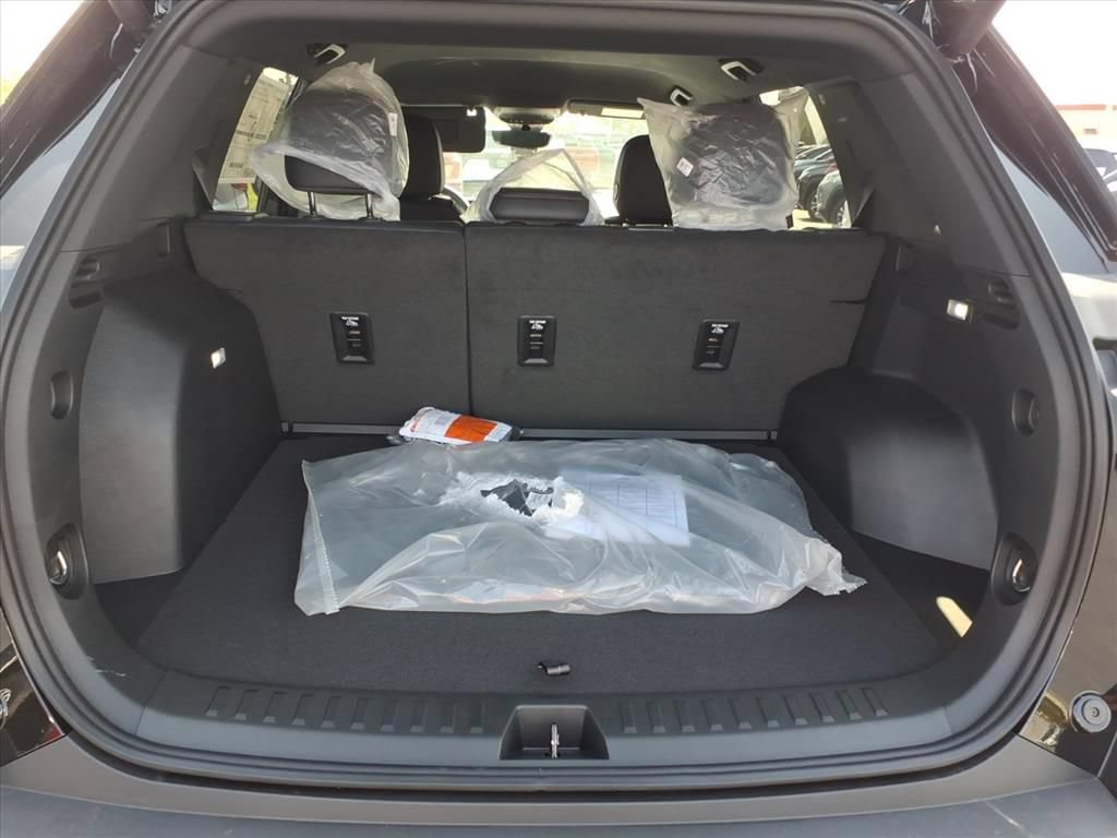 New 2027 Chevrolet Equinox RS w/ Safety and Technology Package AWD/4WD image 15