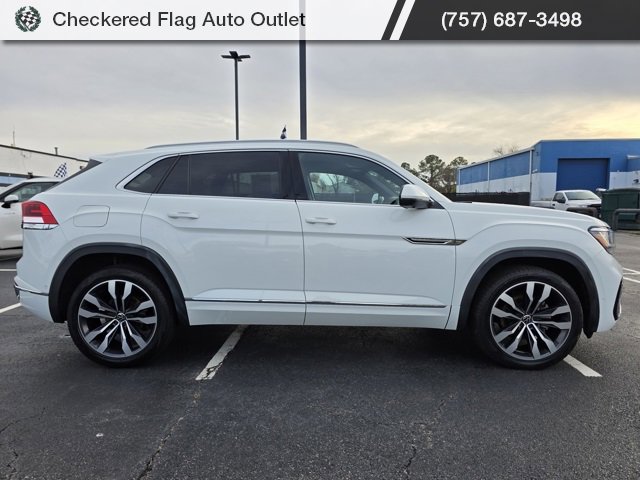 Used 2021 Volkswagen Atlas Cross Sport SEL Premium image 9