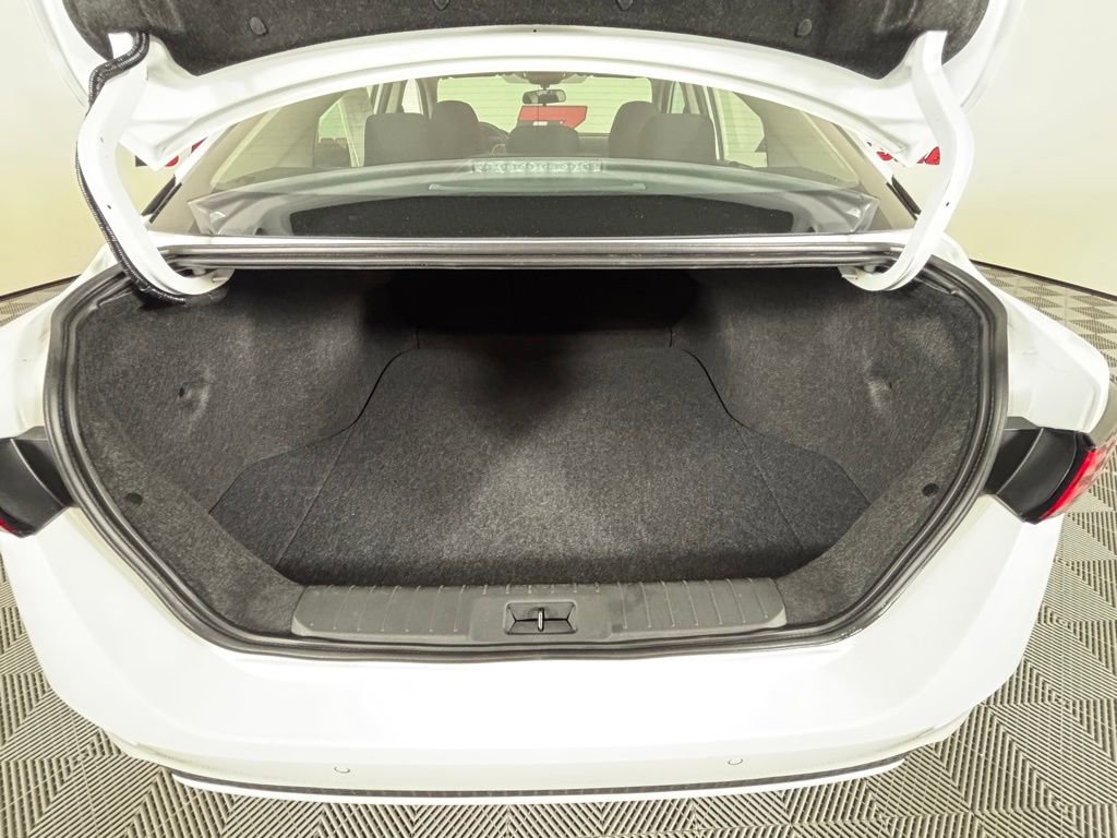 Used 2024 Nissan Sentra S image 36