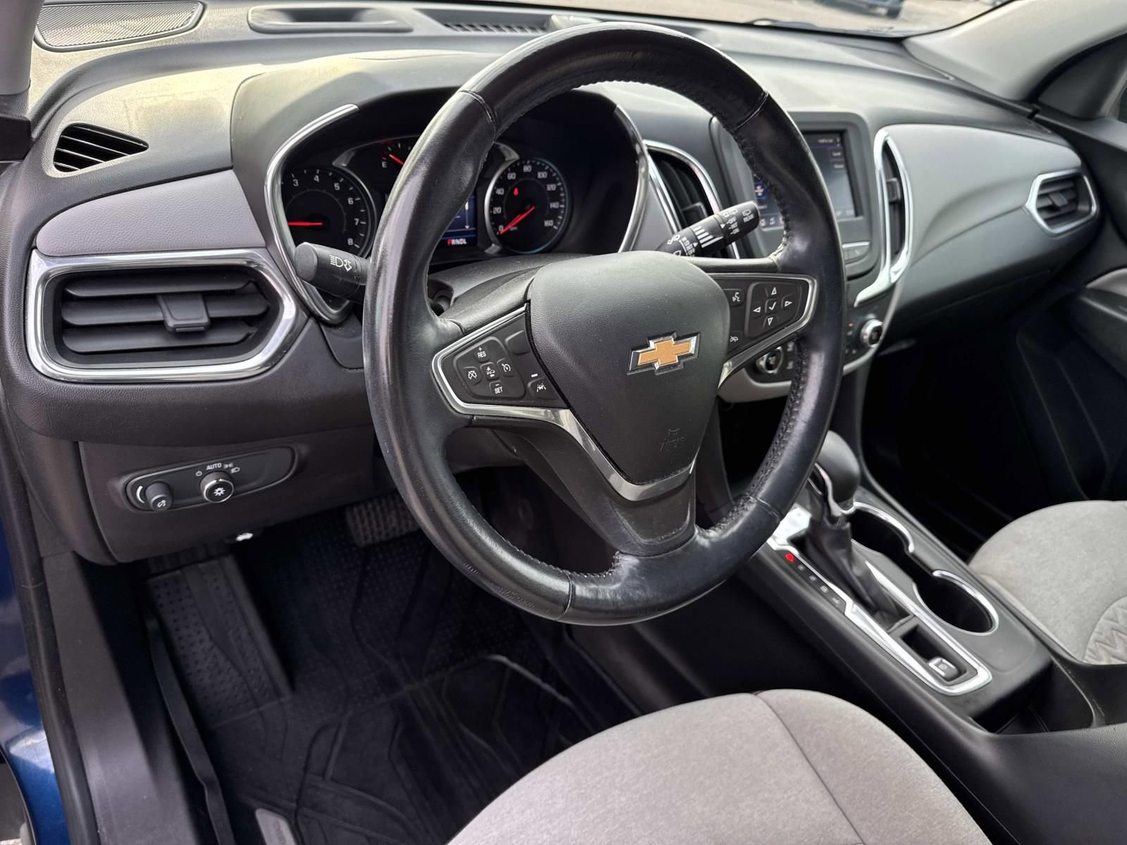 Used 2022 Chevrolet Equinox LT image 18