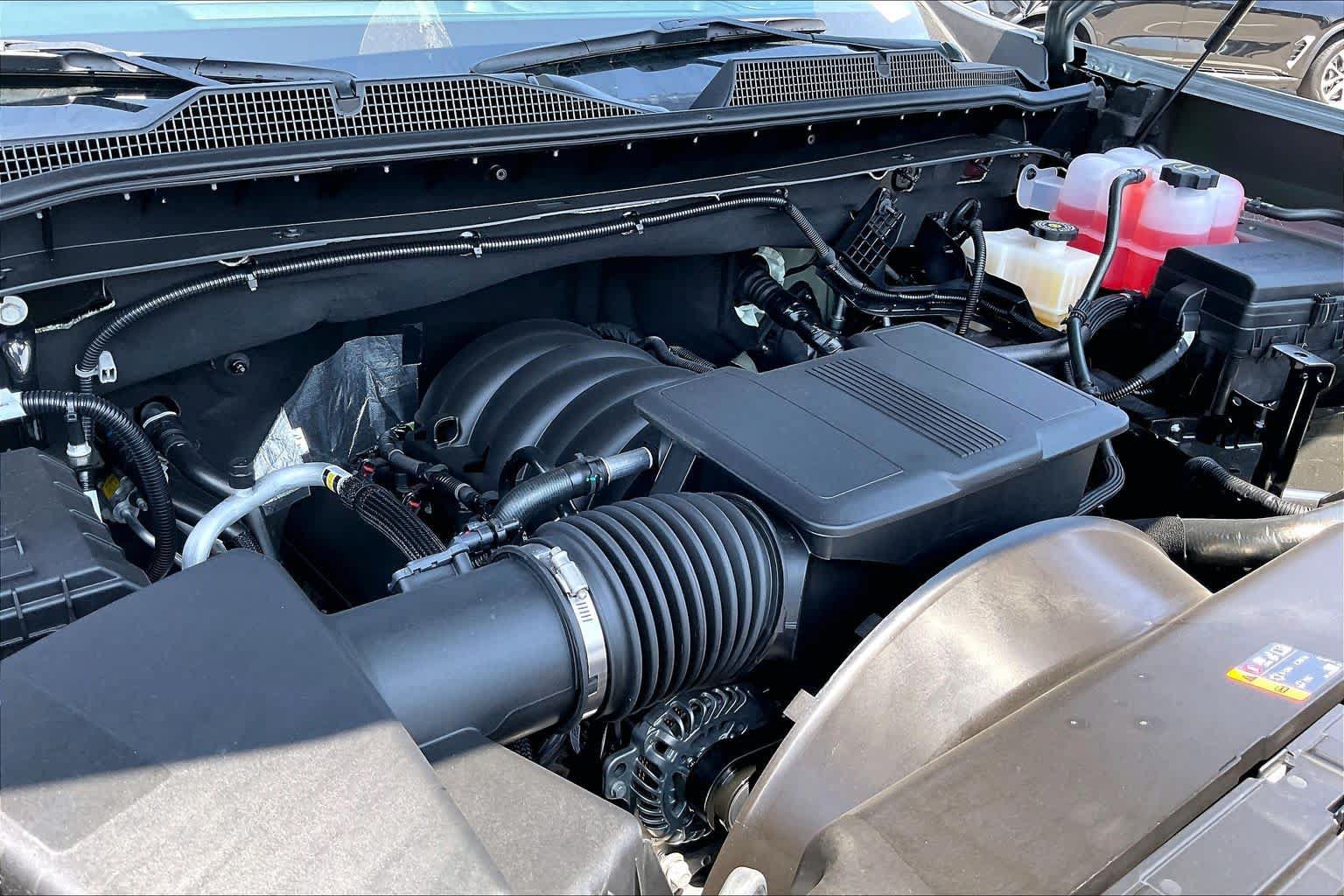 New 2026 Chevrolet Silverado 2500 Custom w/ Custom Value Package AWD/4WD image 17